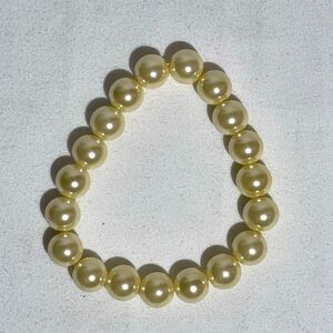 H&M Faux Pearl Bracelet​